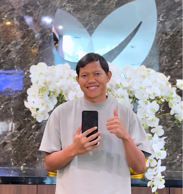 Adam Alis (Pemain Persib Bandung)